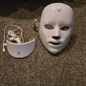 White LED Face Mask with Controller